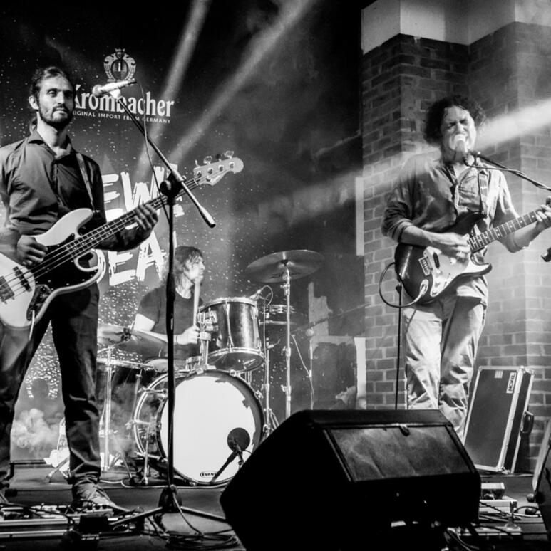 Avventurieri del Rock live Avventurieri del Rock live all'Ideal Magenta (MI)